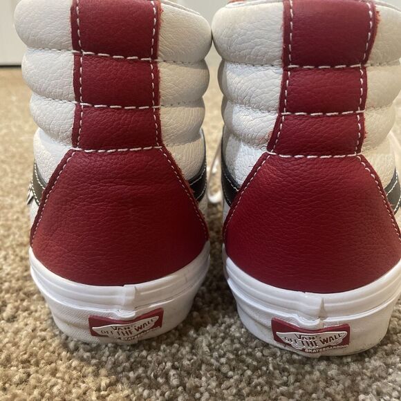 VANS Sk8-Hi Skate Chili Pepper Skater Sneaker Red With Black EUC Size 9 - Picture 6 of 10